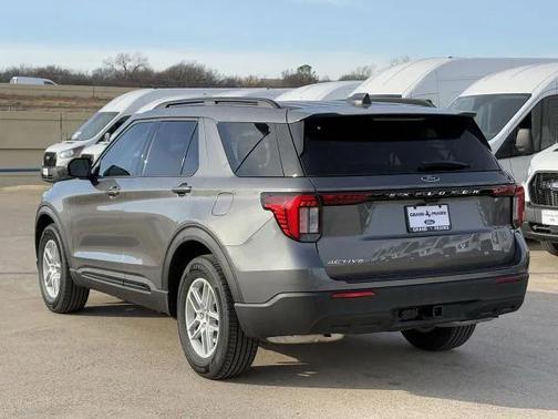 2026 Ford Explorer Active w/200A Pkg