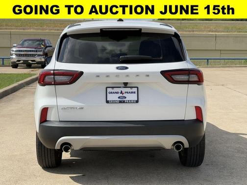 Oxford White 2023 Ford Escape Active