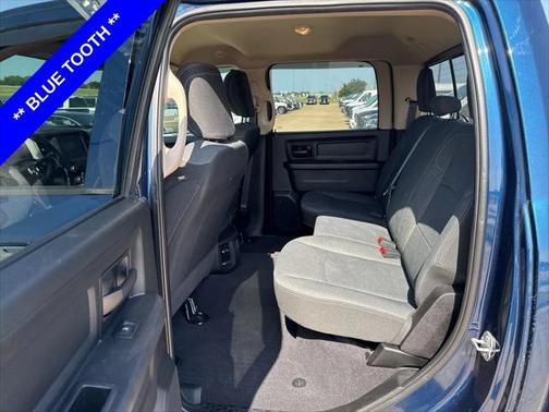 2020 RAM 2500 Tradesman Crew Cab 4X4 6'4' Box