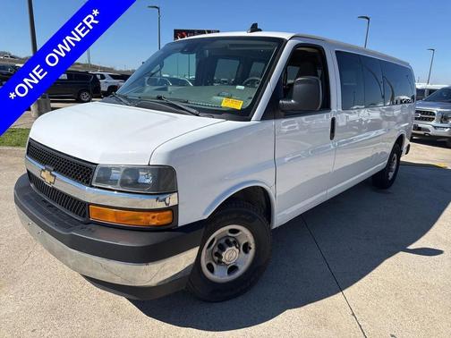 2019 Chevrolet Express 3500 LT