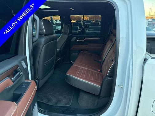 2025 GMC Sierra 3500 Denali