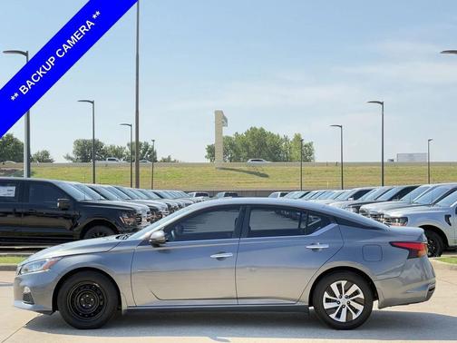 2021 Nissan Altima S FWD