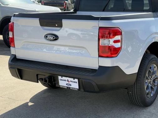 Space White Metallic 2026 Ford Maverick XLT