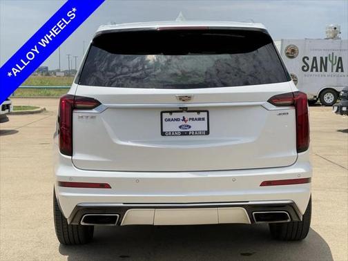 2021 Cadillac XT6 Premium Luxury FWD