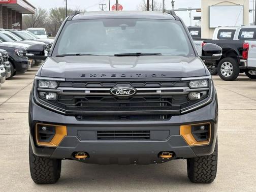 2026 Ford Expedition Tremor