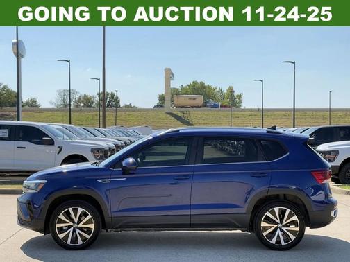 2023 Volkswagen Taos 1.5T SE