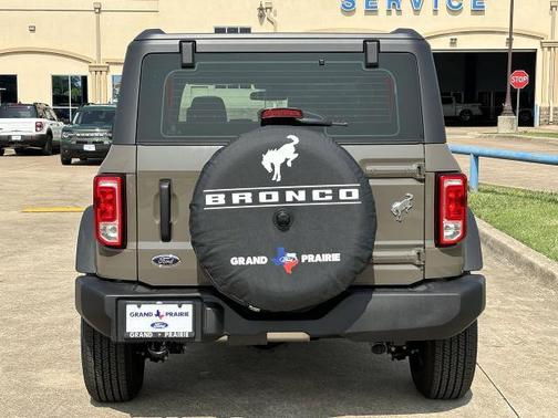 2025 Ford Bronco Base