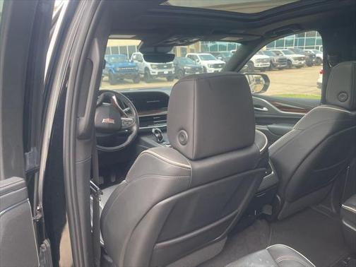 2023 Cadillac Escalade ESV Premium Luxury