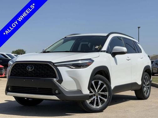 2022 Toyota Corolla Cross XLE
