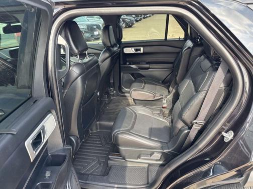 Agate Black Metallic 2020 Ford Explorer ST