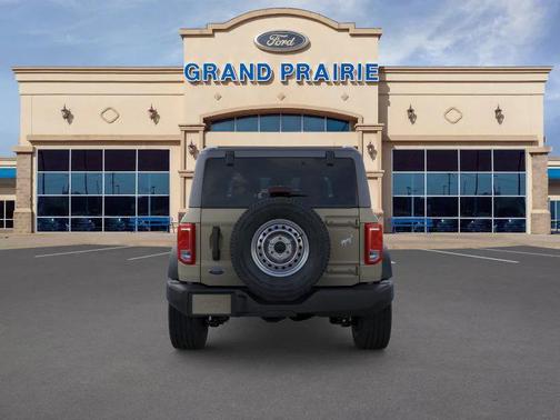 2025 Ford Bronco Base