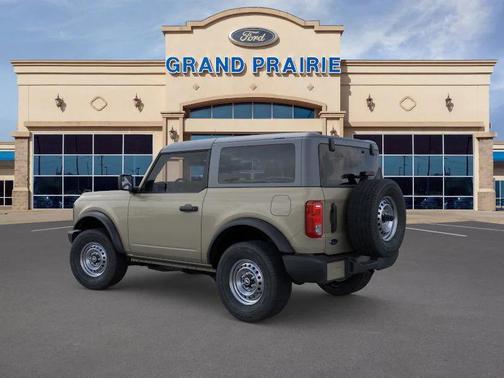 2025 Ford Bronco Base