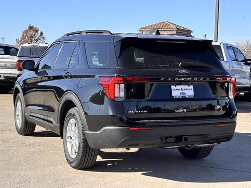 Agate Black Metallic 2026 Ford Explorer Active w/200A Pkg