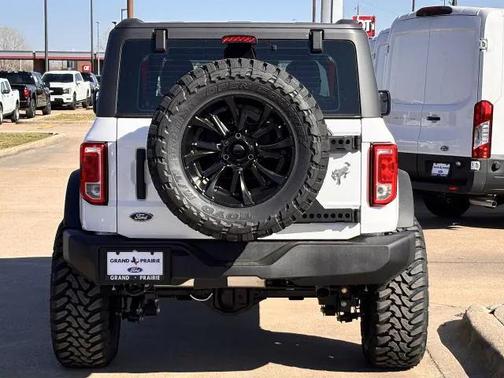 2025 Ford Bronco Base