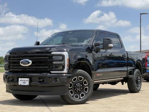 2025 Ford F-350 Platinum