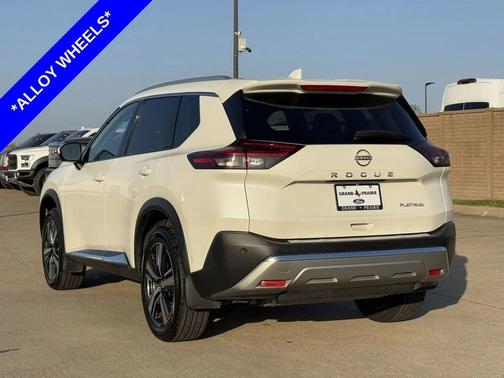 2022 Nissan Rogue Platinum
