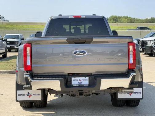 2025 Ford F-350 XLT