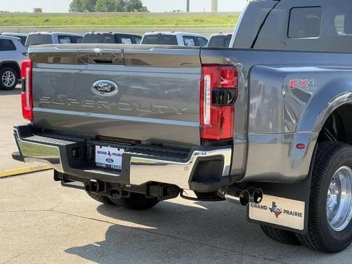 2025 Ford F-350 Lariat