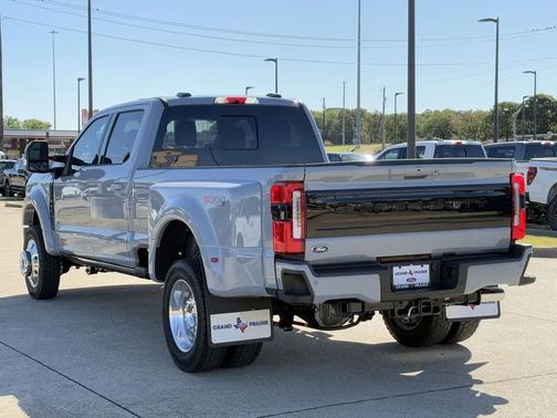 2026 Ford F-450 Platinum