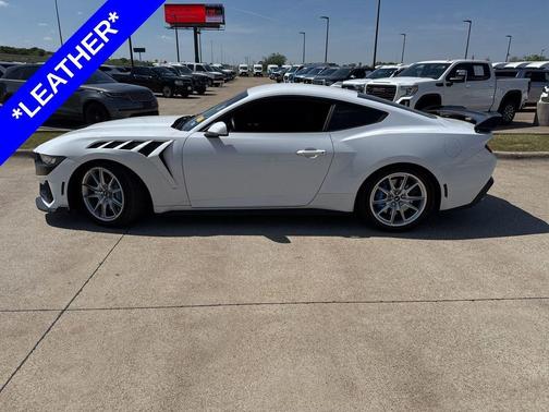 Oxford White 2024 Ford Mustang GT Premium