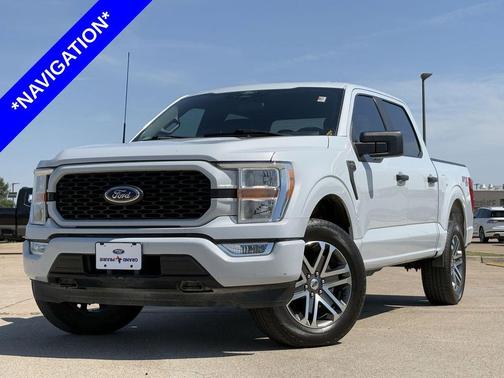 Space White Metallic 2022 Ford F-150 XL