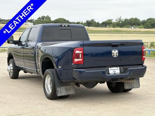 Patriot Blue Pearlcoat 2024 RAM 3500 Laramie Crew Cab 4x4 8' Box