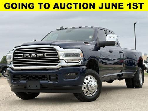 Patriot Blue Pearlcoat 2024 RAM 3500 Laramie Crew Cab 4x4 8' Box