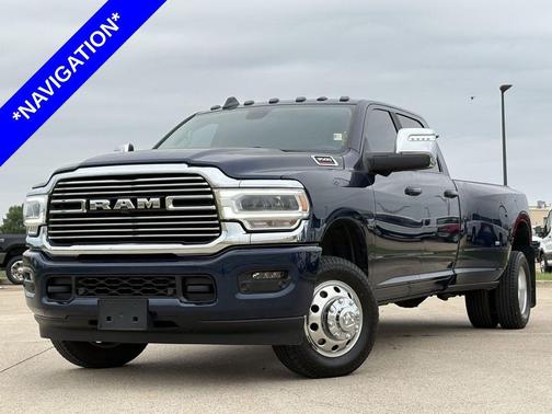 Patriot Blue Pearlcoat 2024 RAM 3500 Laramie Crew Cab 4x4 8' Box