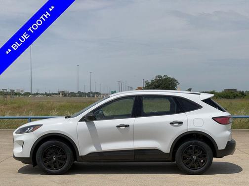 Oxford White 2022 Ford Escape S