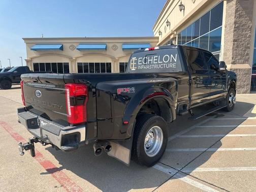 2023 Ford F-350 Lariat