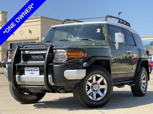 2014 Toyota FJ Cruiser Base