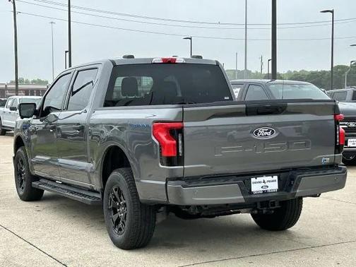 2025 Ford F-150 Lightning XLT