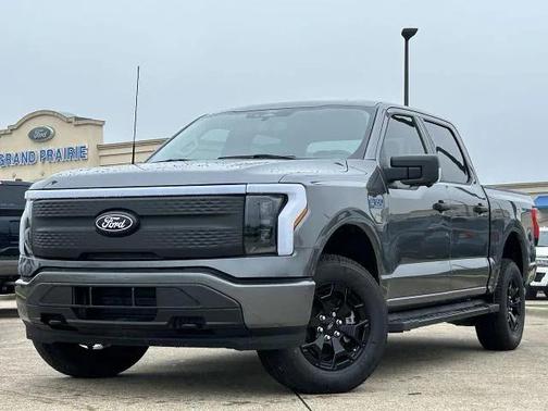 2025 Ford F-150 Lightning XLT