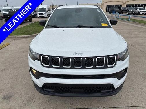 2023 Jeep Compass Latitude Lux