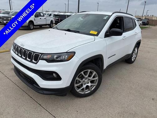 2023 Jeep Compass Latitude Lux