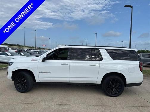 2022 Chevrolet Suburban 4WD Z71