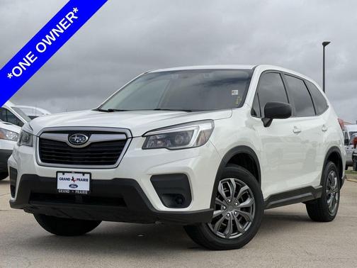 Crystal White Pearl 2021 Subaru Forester Base