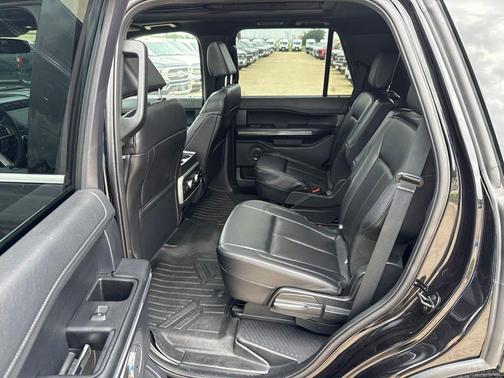 Agate Black 2021 Ford Expedition XLT