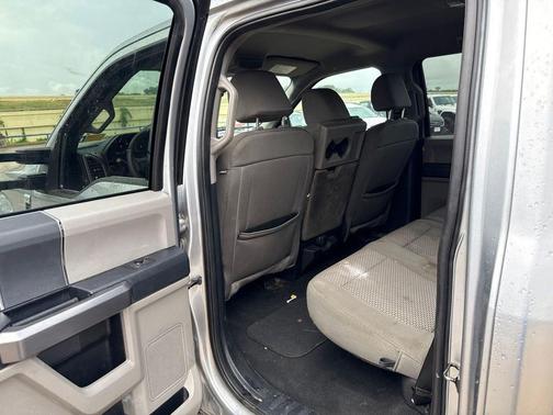 Iconic Silver 2022 Ford F-250 XLT