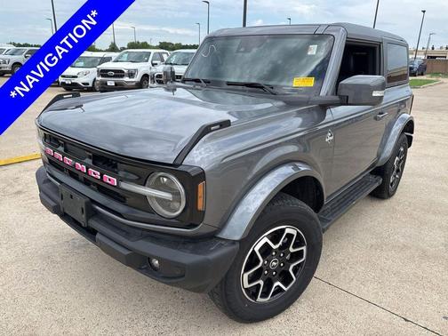 Carbonized Gray Metallic 2023 Ford Bronco Outer Banks