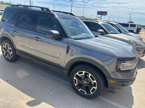 Gray Metallic 2023 Ford Bronco Sport Outer Banks