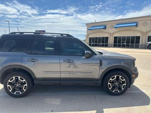 Gray Metallic 2023 Ford Bronco Sport Outer Banks