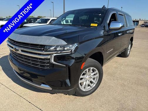 2023 Chevrolet Suburban LT