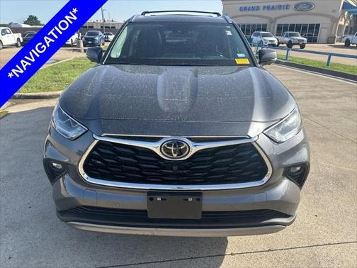 2023 Toyota Highlander Platinum