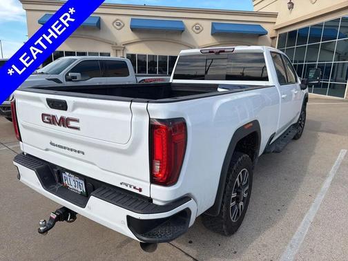 2022 GMC Sierra 2500 AT4
