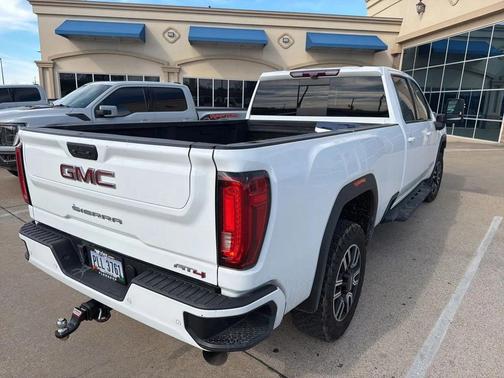 2022 GMC Sierra 2500 AT4