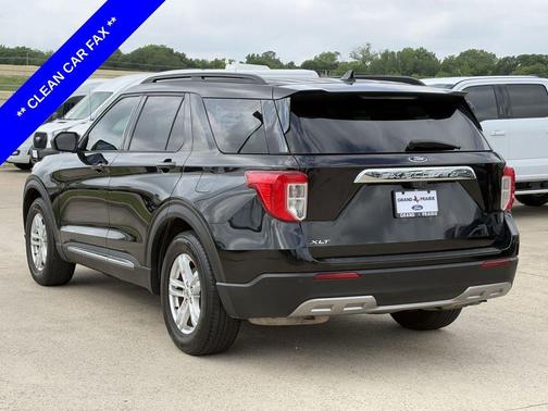Agate Black Metallic 2020 Ford Explorer XLT