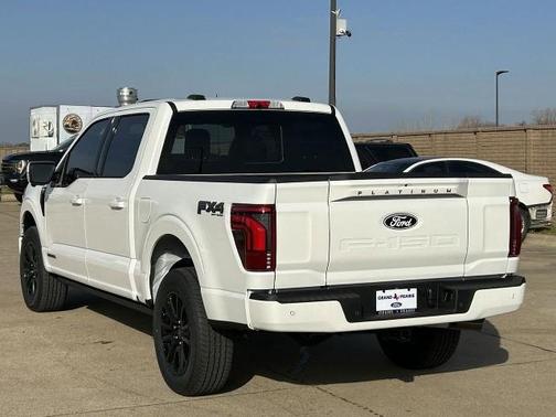 2025 Ford F-150 Platinum