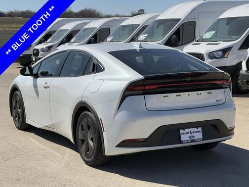 2023 Toyota Prius LE