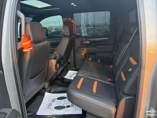 2024 GMC Sierra 2500 AT4